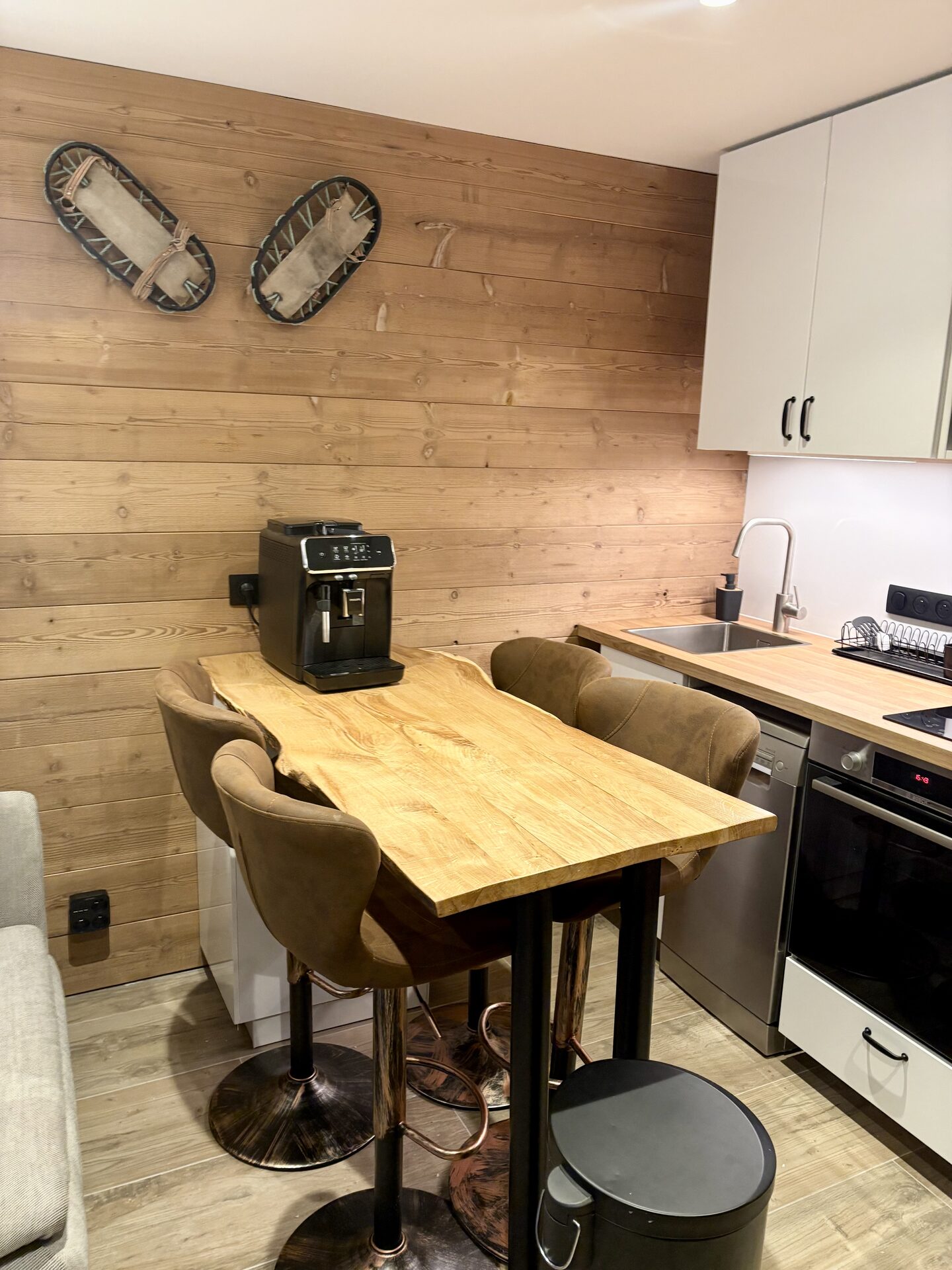 Table en bois massif